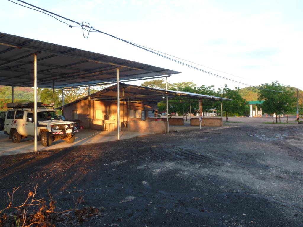 El Salvador: Camping at the Fuel Station