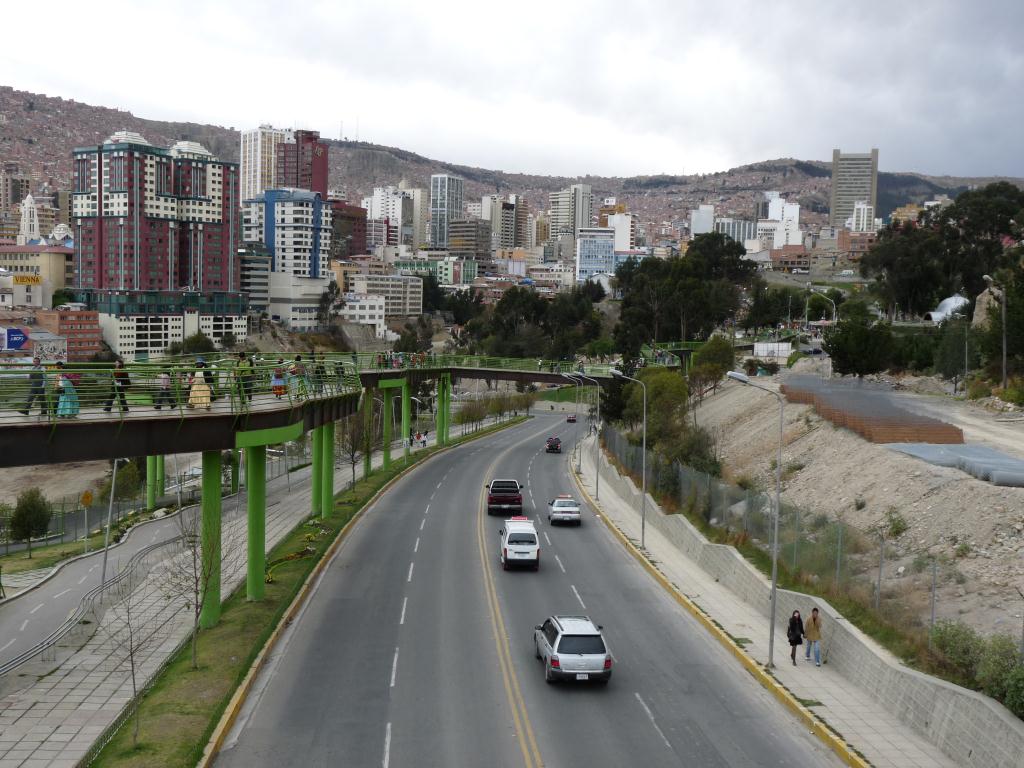 Bolivia: La Paz, highest capital city in the world (4200m-3200m)