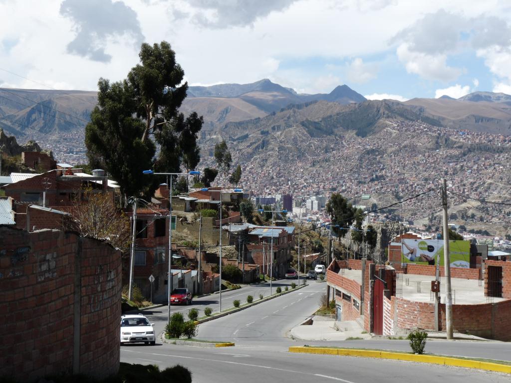 Bolivia: La Paz, highest capital city in the world (4200m-3200m)